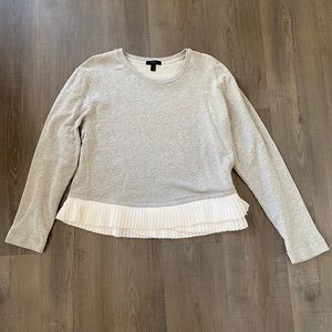LAAT CHANCE Jcrew ruffled hem sweatshirt top